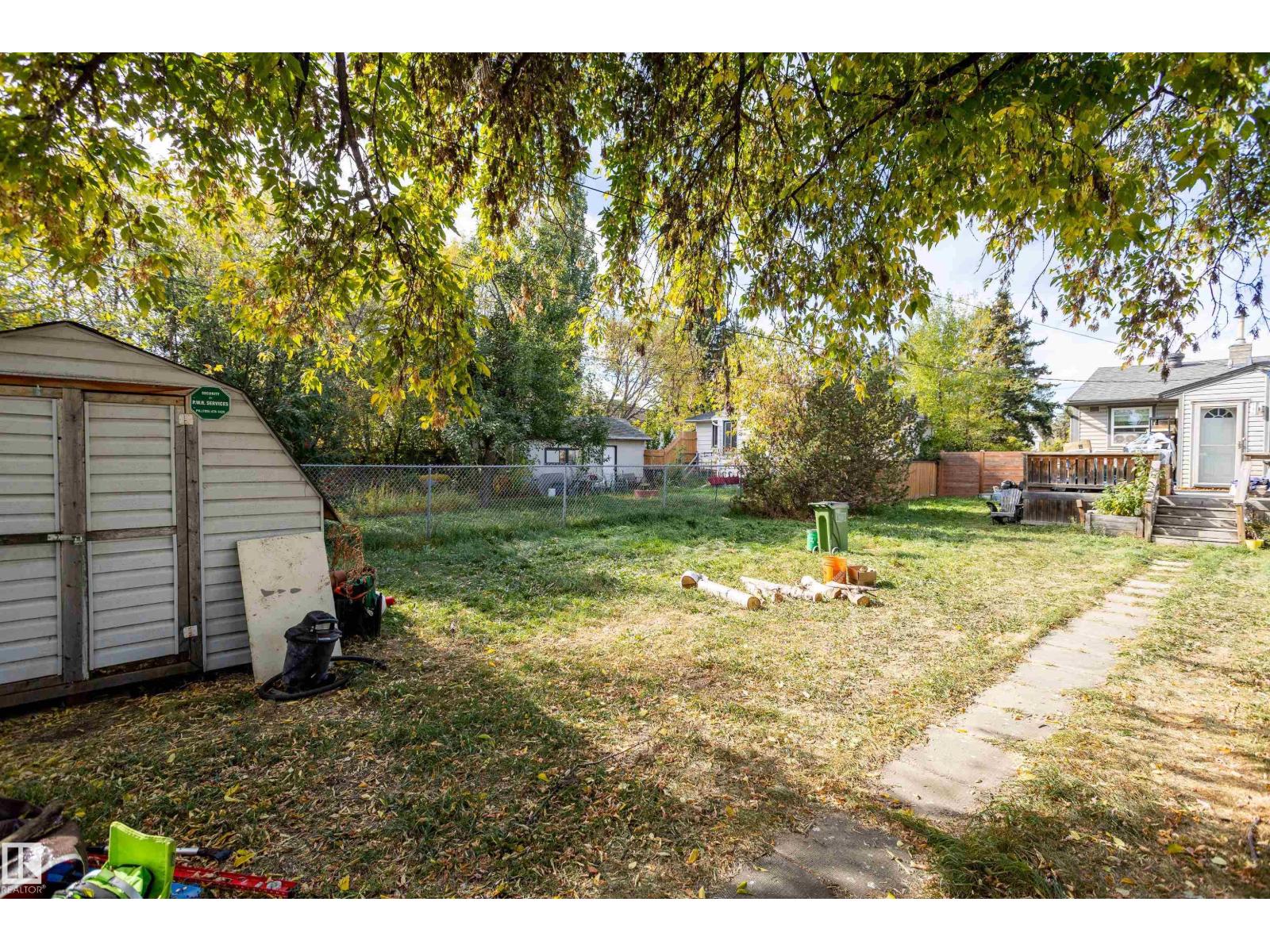 9727 161 St Nw, Edmonton, Alberta  T5P 3H3 - Photo 7 - E4459585