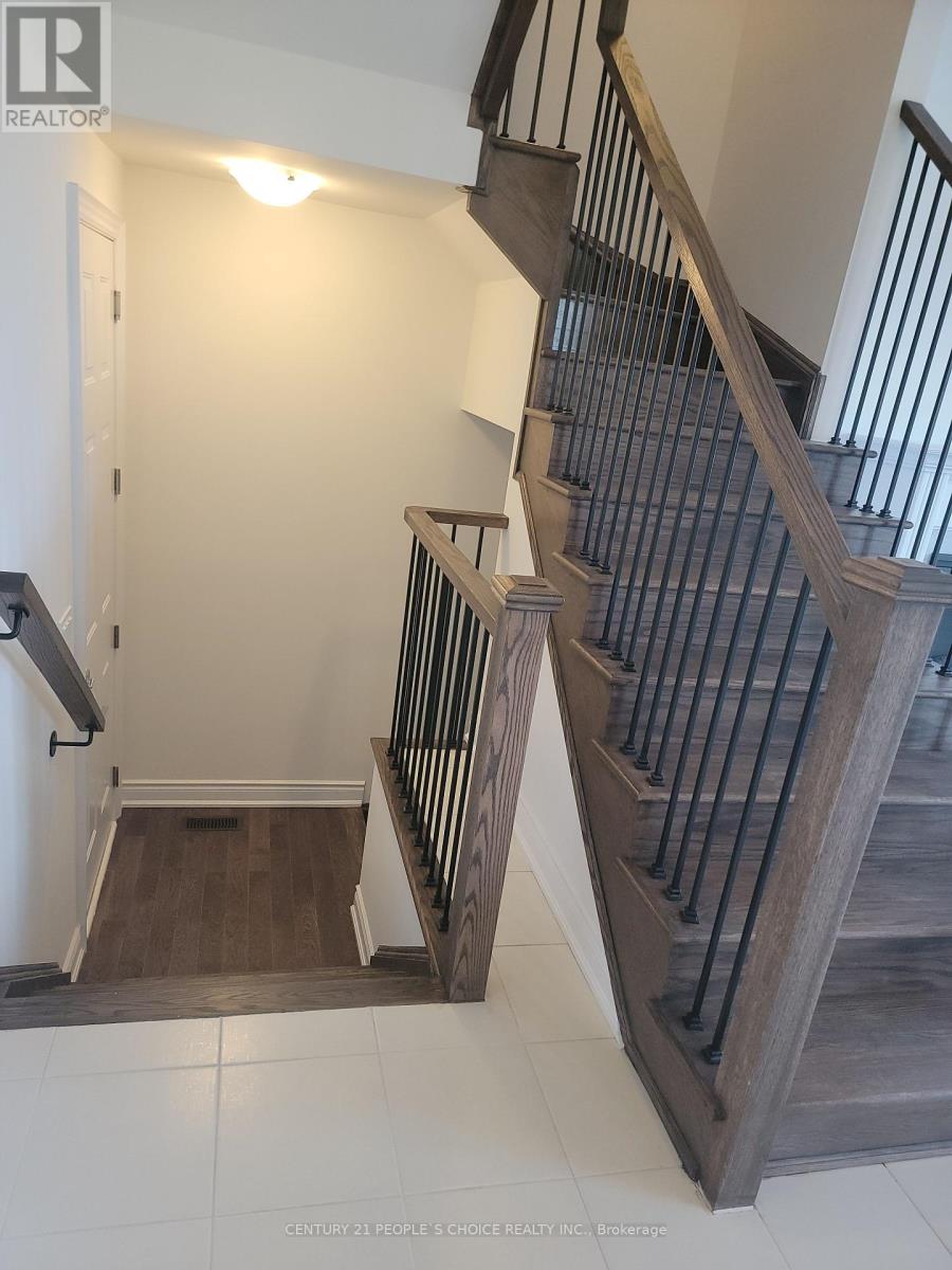 Upper Lvl - 1326 Anthonia Trail, Oakville, Ontario  L6H 7Y6 - Photo 13 - W12427848