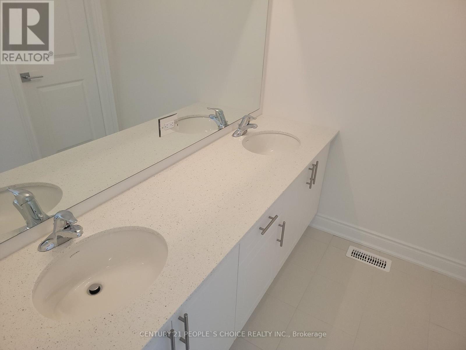 Upper Lvl - 1326 Anthonia Trail, Oakville, Ontario  L6H 7Y6 - Photo 21 - W12427848
