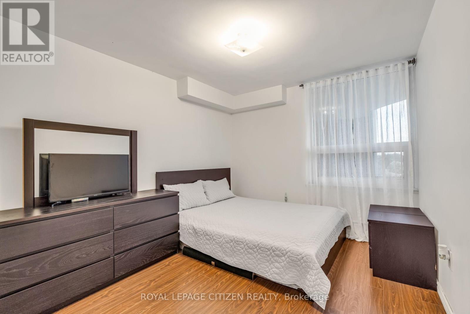 410 - 61 Richview Road, Toronto, Ontario  M9A 4M8 - Photo 14 - W12427851