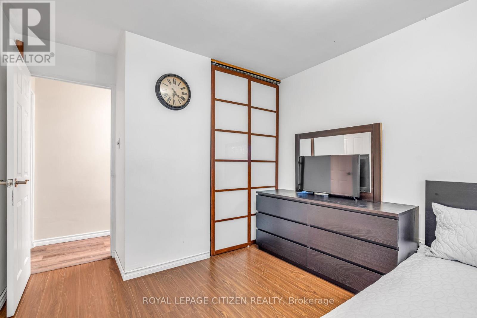 410 - 61 Richview Road, Toronto, Ontario  M9A 4M8 - Photo 15 - W12427851