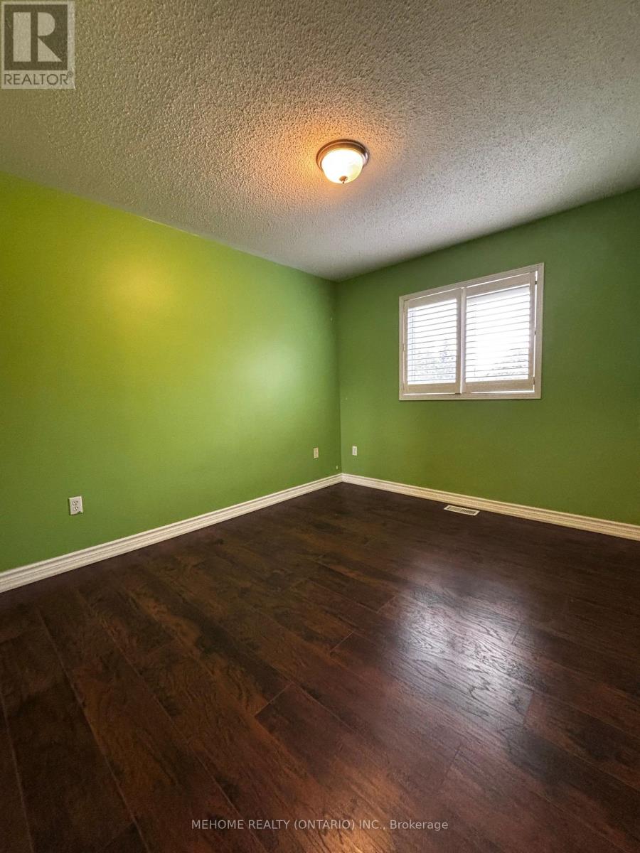 5289 Bushelgrove Circle, Mississauga, Ontario  L5M 6C6 - Photo 10 - W12423970