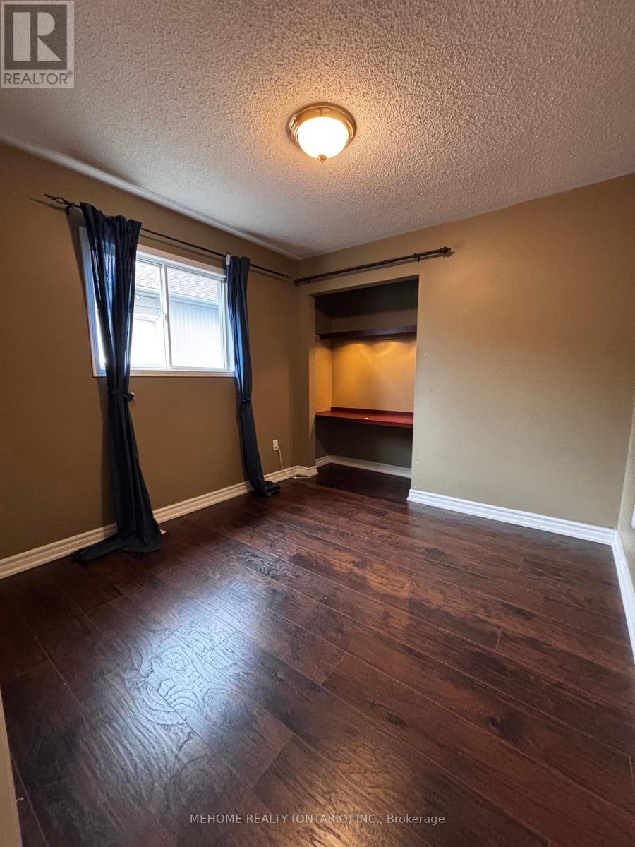 5289 Bushelgrove Circle, Mississauga, Ontario  L5M 6C6 - Photo 11 - W12423970