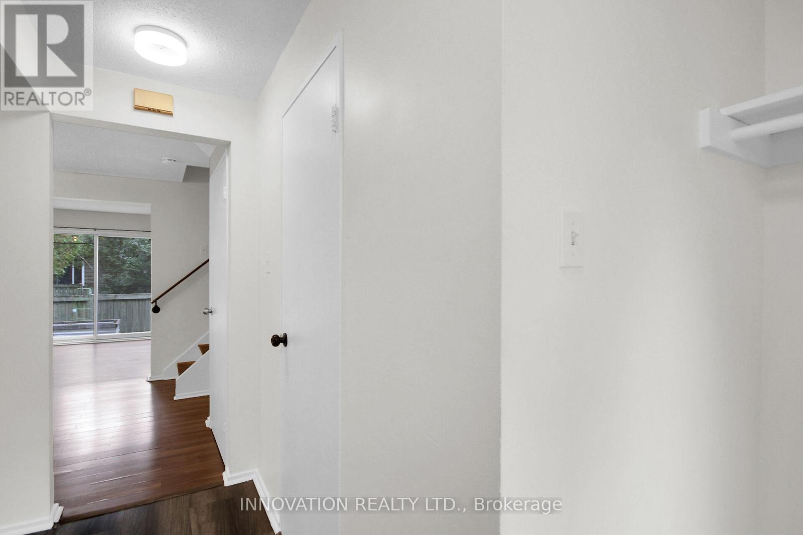 - - 26 Corley Private, Ottawa, Ontario  K1V 8T7 - Photo 11 - X12427856
