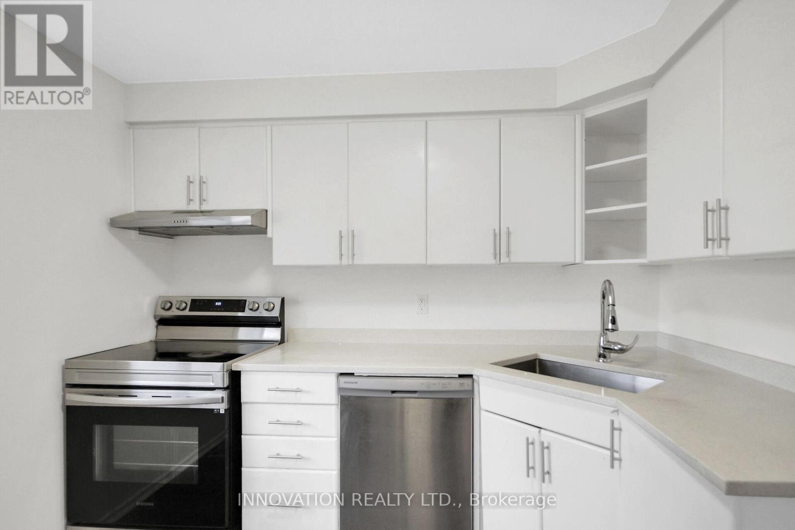 - - 26 Corley Private, Ottawa, Ontario  K1V 8T7 - Photo 14 - X12427856