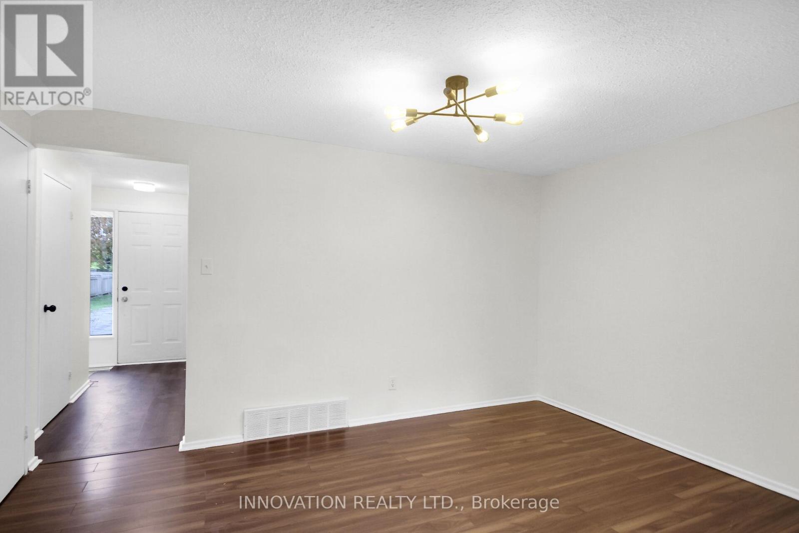- - 26 Corley Private, Ottawa, Ontario  K1V 8T7 - Photo 18 - X12427856