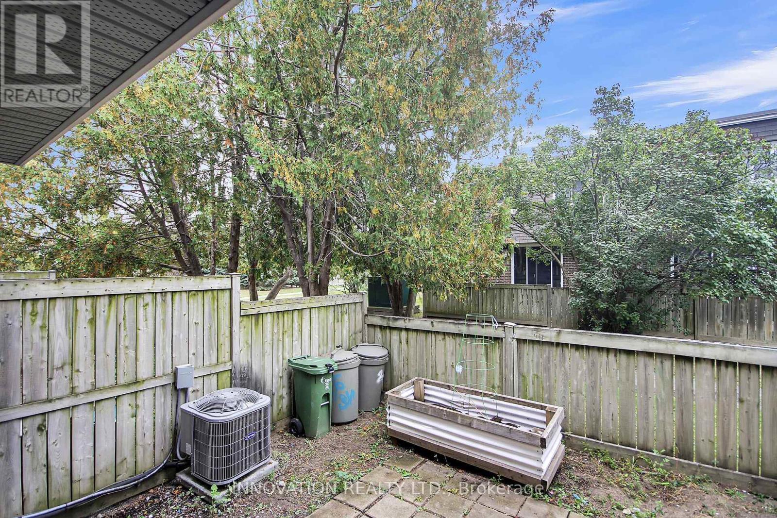 - - 26 Corley Private, Ottawa, Ontario  K1V 8T7 - Photo 35 - X12427856
