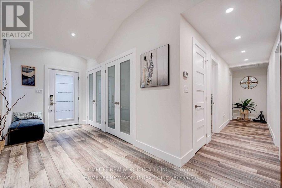 65 Edith Street, Georgina, Ontario  L0E 1L0 - Photo 17 - N12399149
