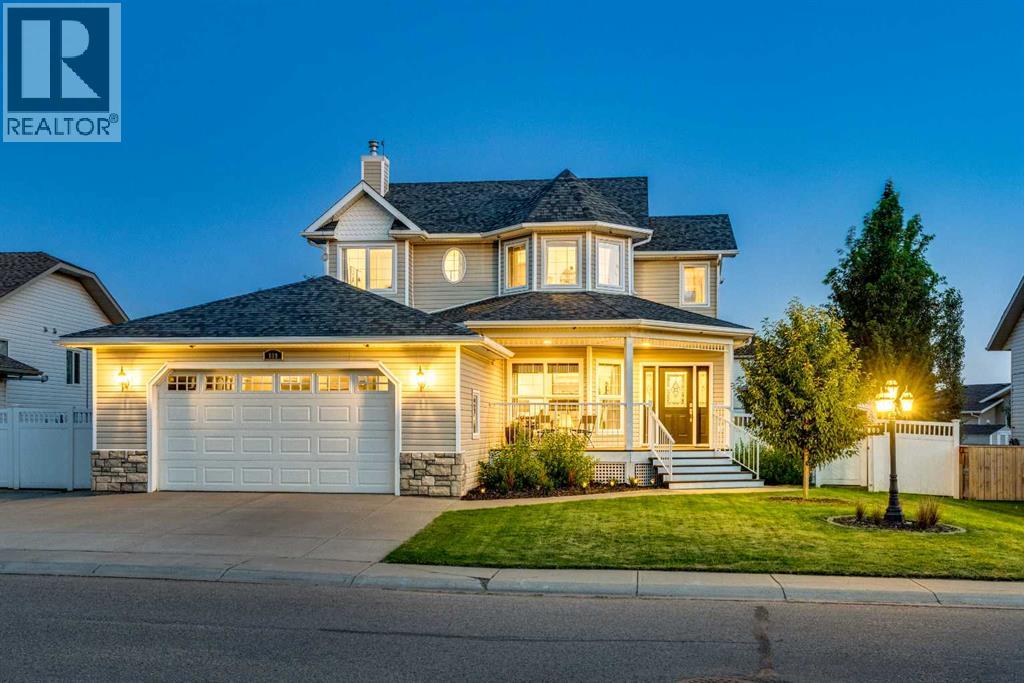 809 1 Street SE, Three Hills, Alberta