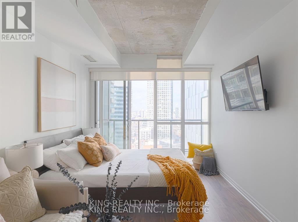 2710 - 88 BLUE JAYS WAY, Toronto, Ontario