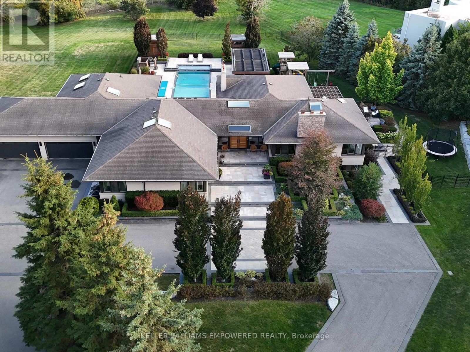 17 Dew Drop Court, Vaughan, Ontario  L6A 1E9 - Photo 48 - N12427859