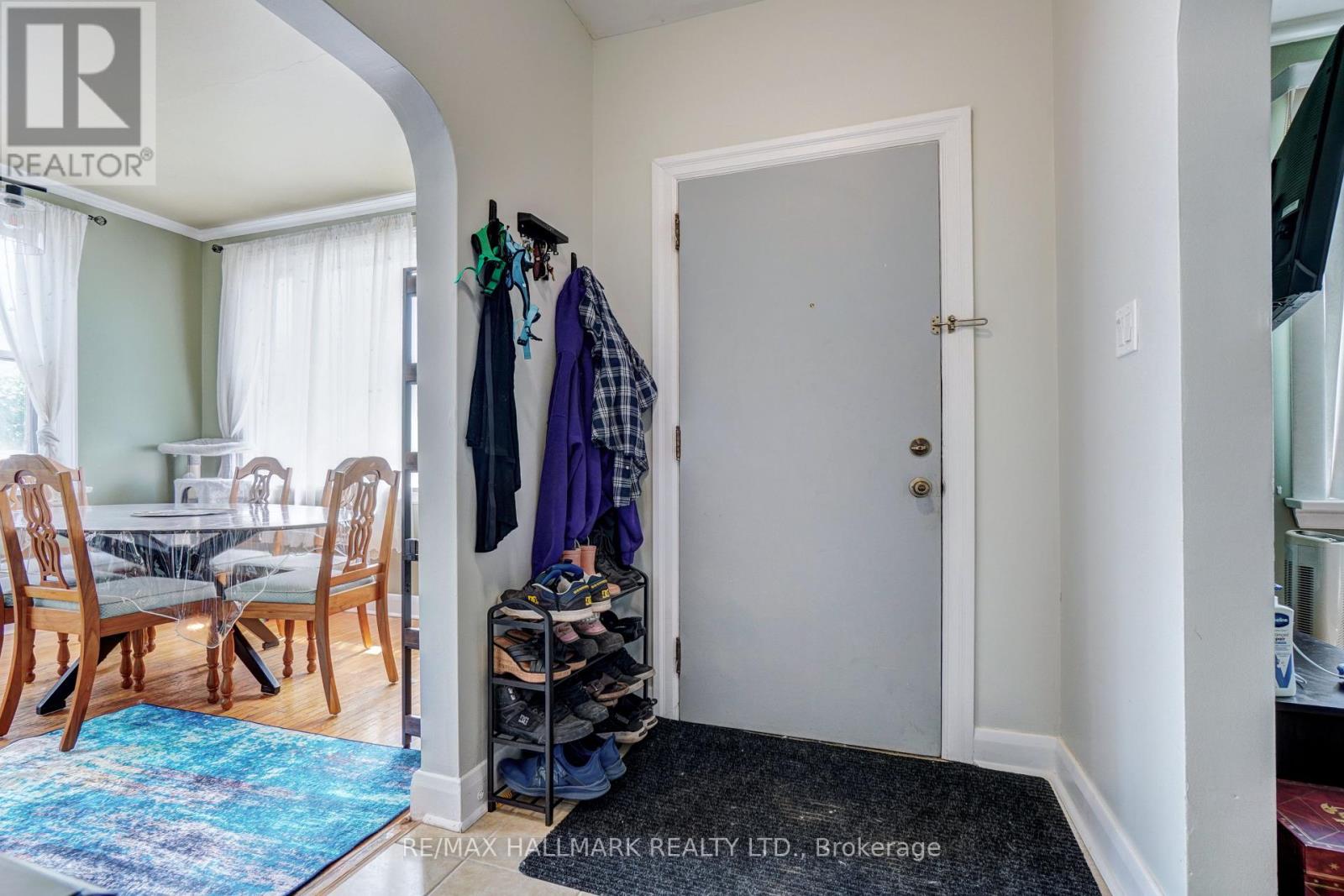 528 Big Bay Point Road, Barrie, Ontario  L4N 3Z5 - Photo 7 - S12427865