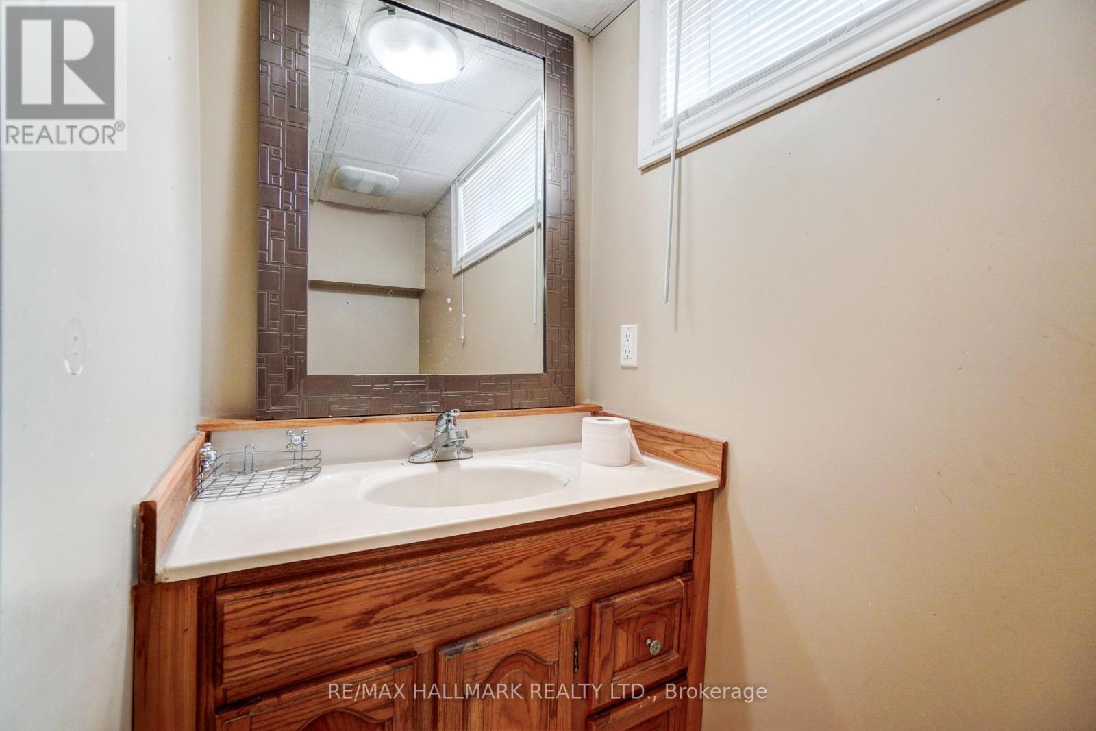 534 Big Bay Point Road, Barrie, Ontario  L4N 3Z5 - Photo 34 - S12427867