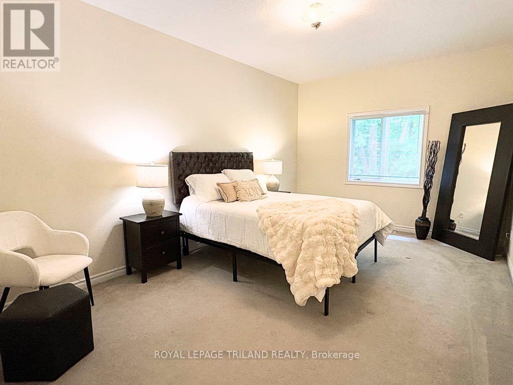 7 - 10 Cadeau Terrace, London South, Ontario  N6K 4X5 - Photo 14 - X12427893