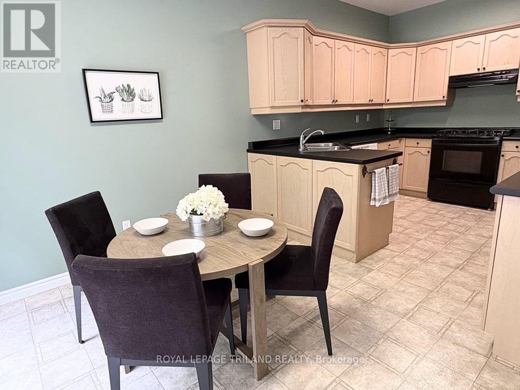 7 - 10 Cadeau Terrace, London South, Ontario  N6K 4X5 - Photo 18 - X12427893