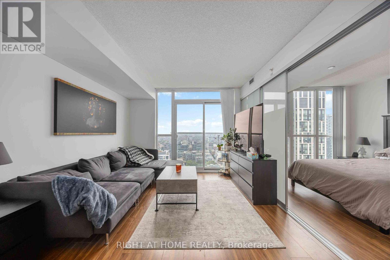 4109 - 85 Queens Wharf Road, Toronto, Ontario  M5V 0J9 - Photo 24 - C12427877