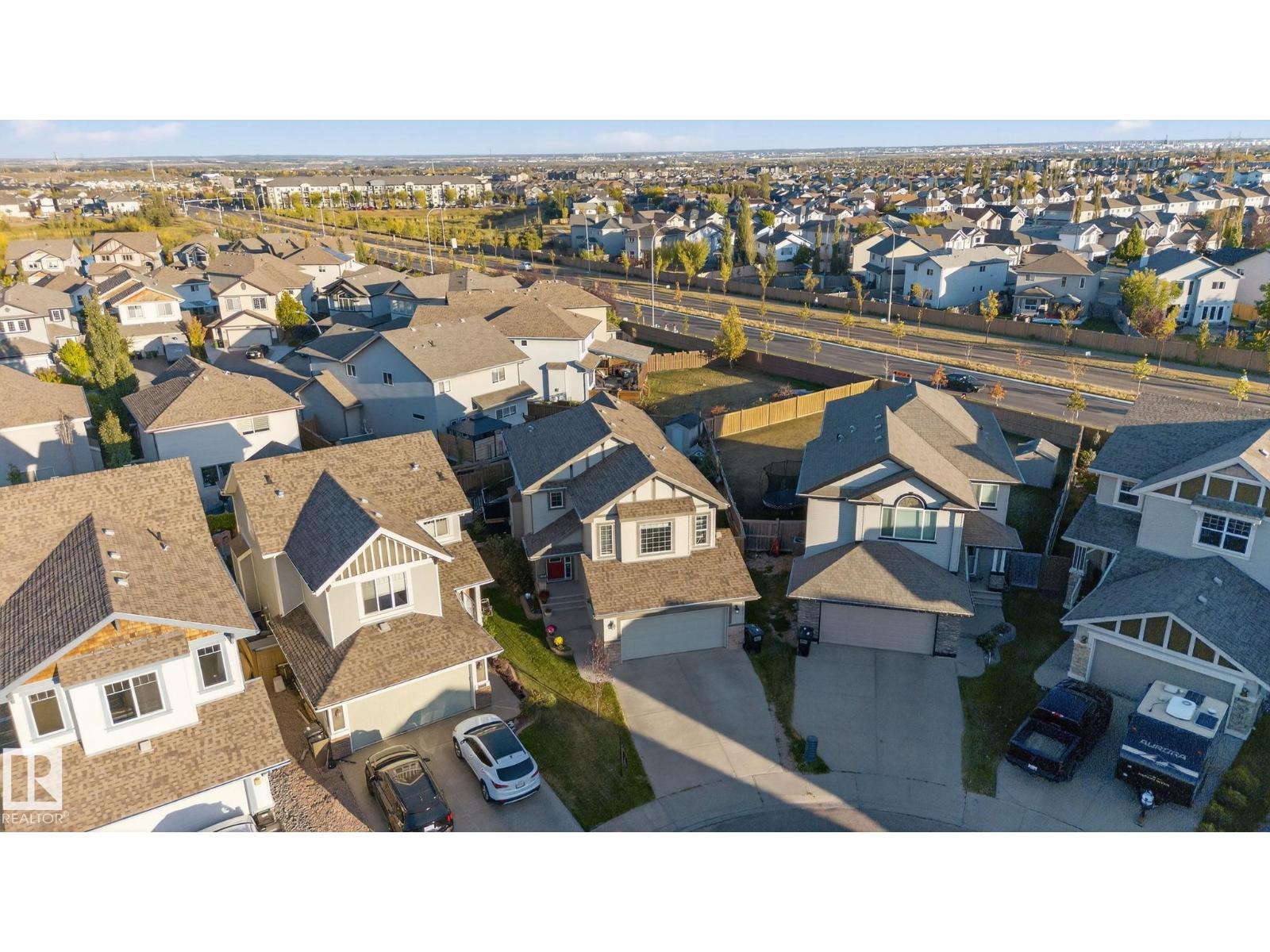 16713 58a St Nw, Edmonton, Alberta  T5Y 0K7 - Photo 4 - E4459589