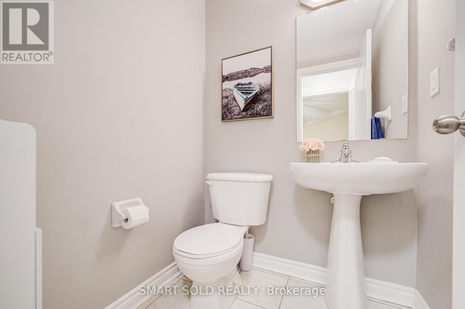 4 Thornhill Woods Drive, Vaughan, Ontario  L4J 8V3 - Photo 16 - N12427884