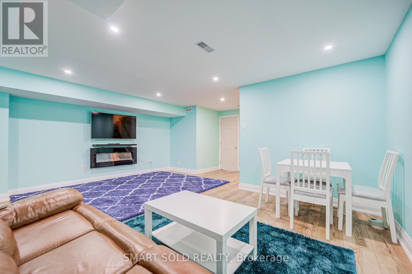 4 Thornhill Woods Drive, Vaughan, Ontario  L4J 8V3 - Photo 40 - N12427884