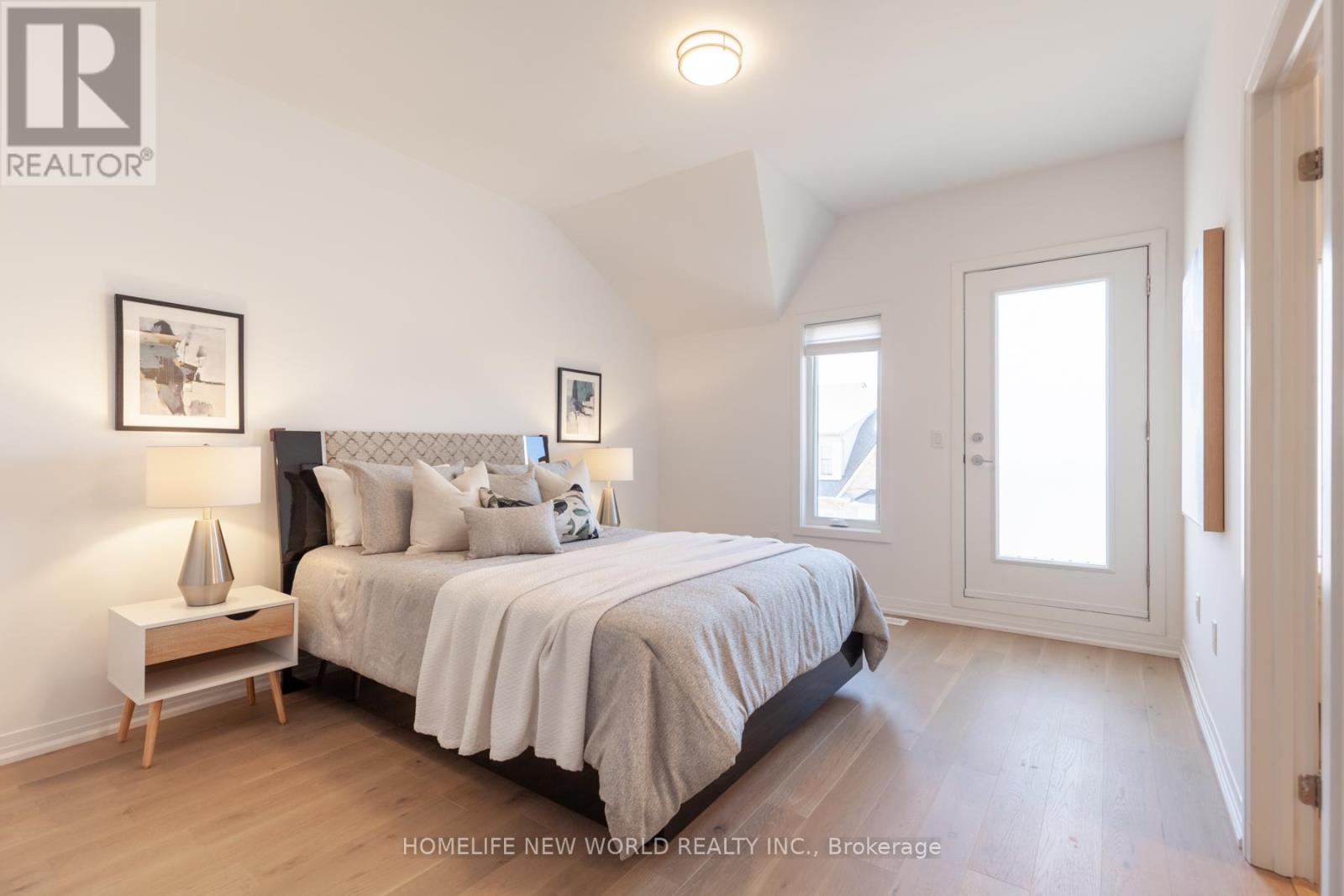 9102 Woodbine Avenue, Markham, Ontario  L3R 0J8 - Photo 23 - N12427890