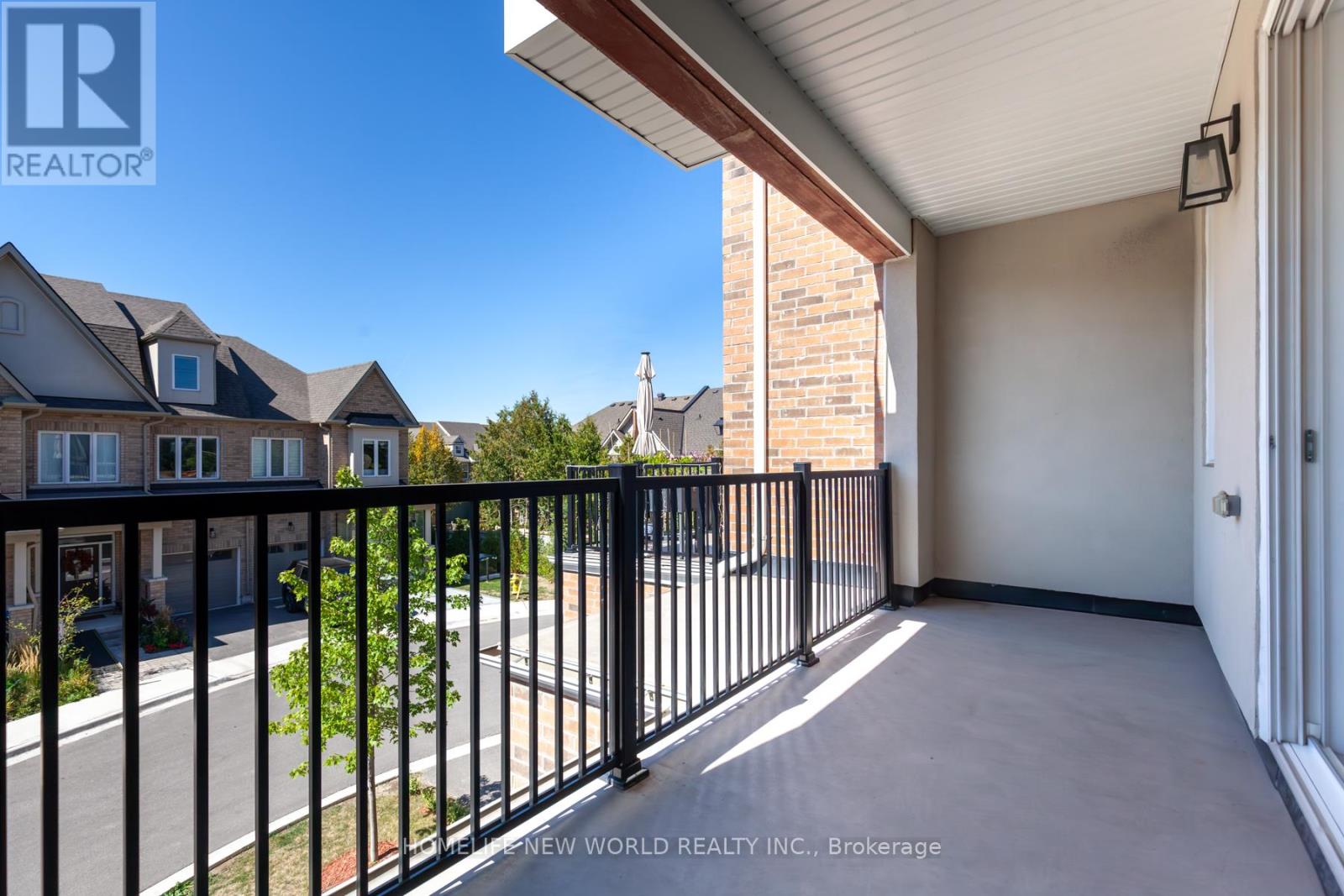 9102 Woodbine Avenue, Markham, Ontario  L3R 0J8 - Photo 33 - N12427890