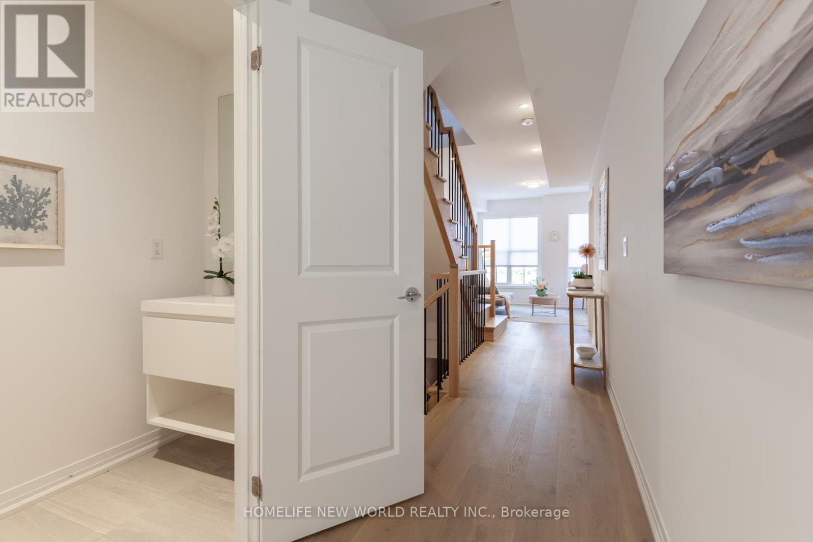 9102 Woodbine Avenue, Markham, Ontario  L3R 0J8 - Photo 4 - N12427890