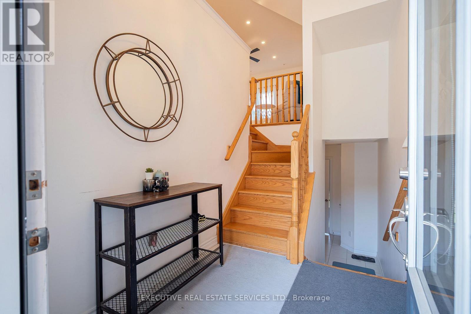 6 Abercove Close, Brampton, Ontario  L6Y 6E6 - Photo 6 - W12427883