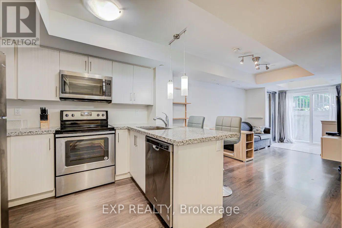 11 - 140 Long Branch Avenue, Toronto, Ontario  M8W 0A9 - Photo 13 - W12427892