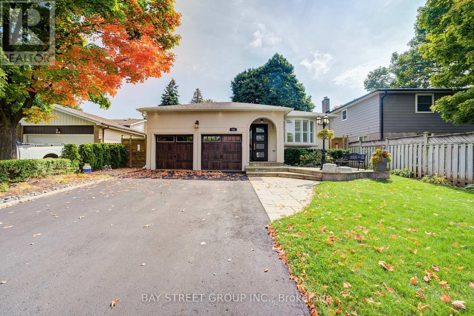 500 TIPPERTON CRESCENT, Oakville, Ontario