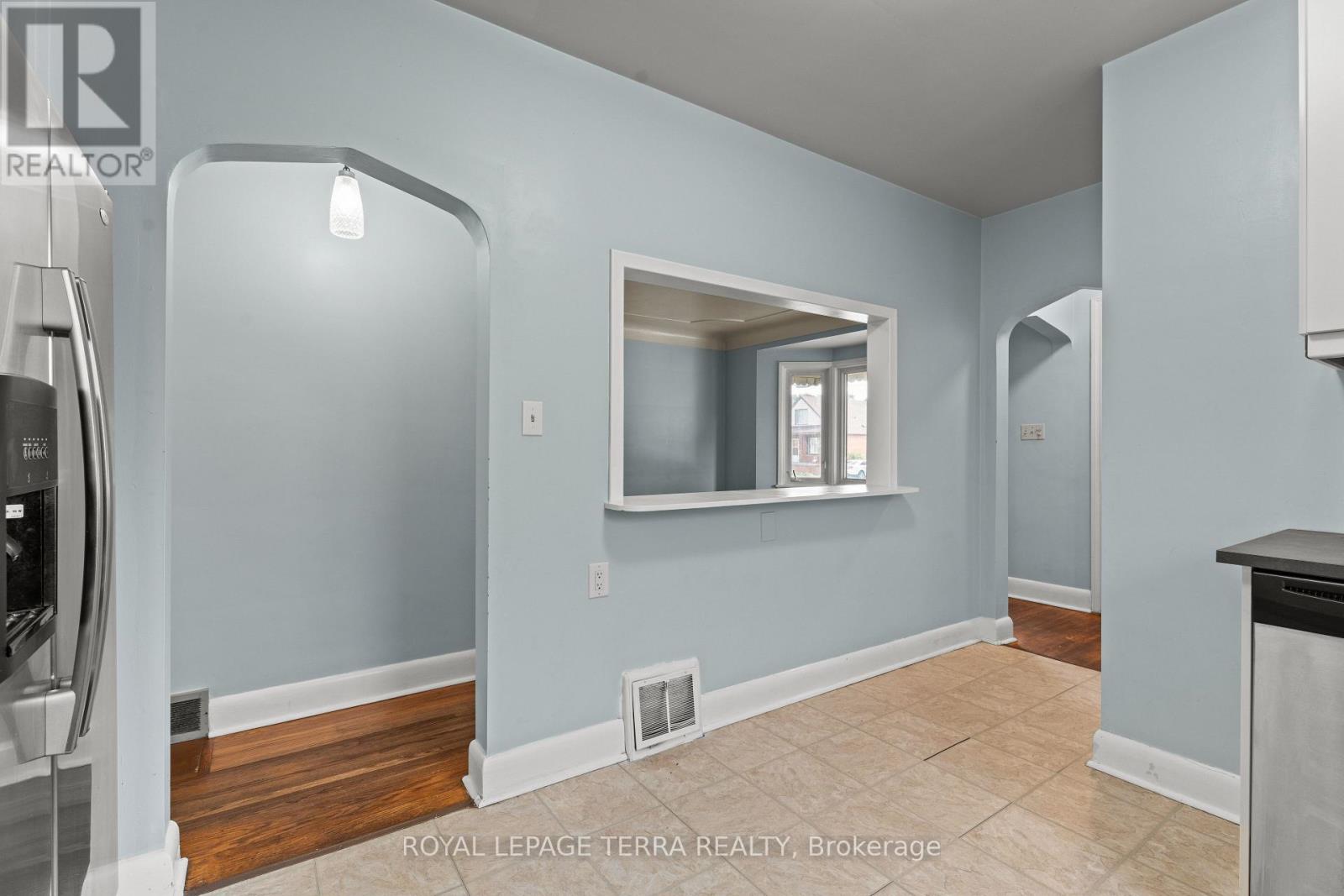 278 East 34th Street, Hamilton, Ontario  L8V 3W9 - Photo 16 - X12427872