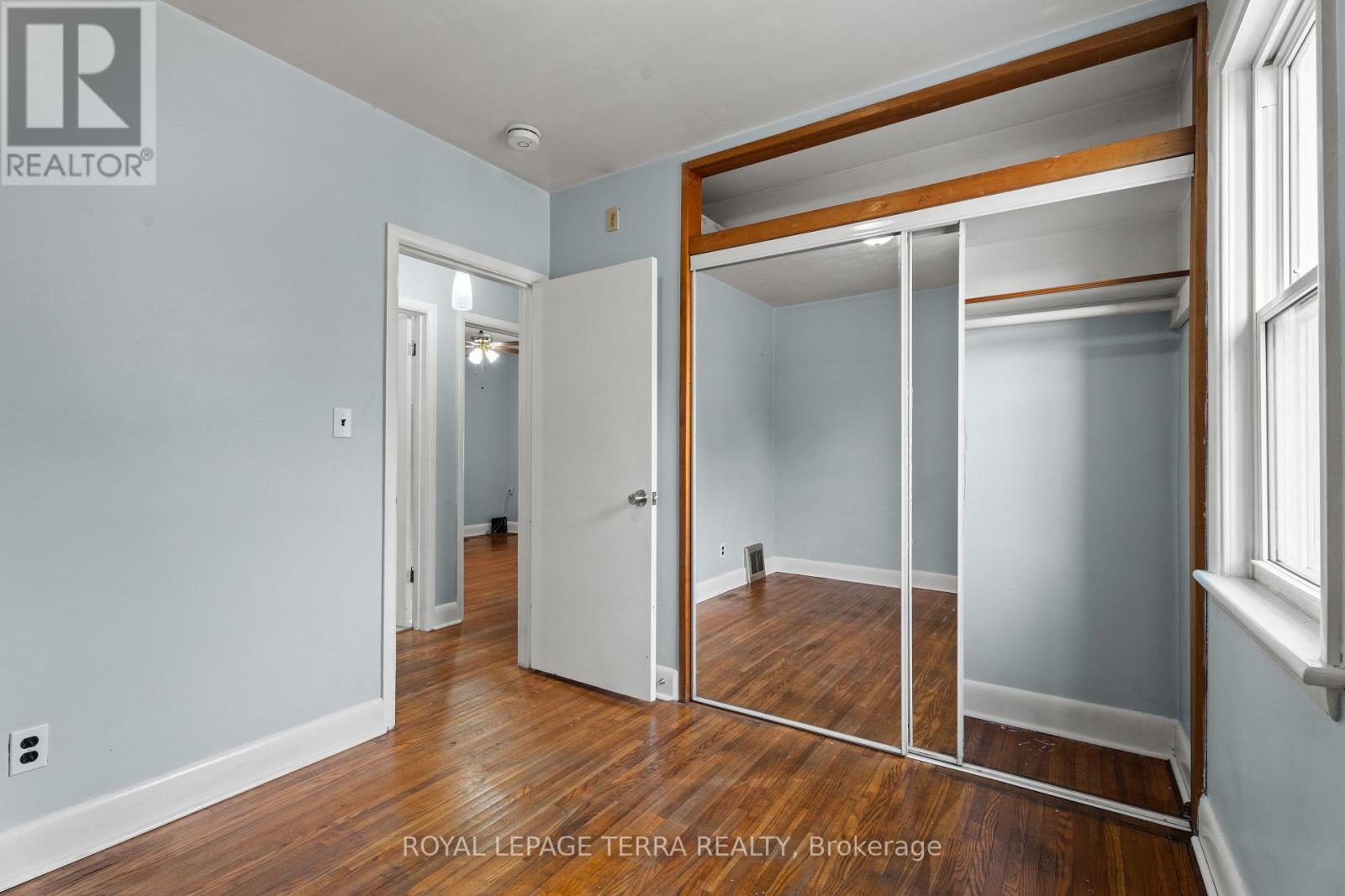 278 East 34th Street, Hamilton, Ontario  L8V 3W9 - Photo 19 - X12427872