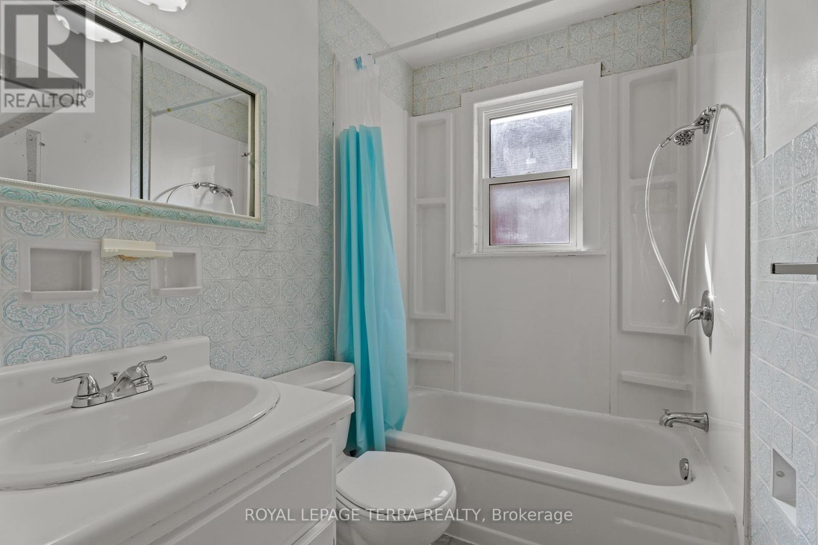 278 East 34th Street, Hamilton, Ontario  L8V 3W9 - Photo 26 - X12427872