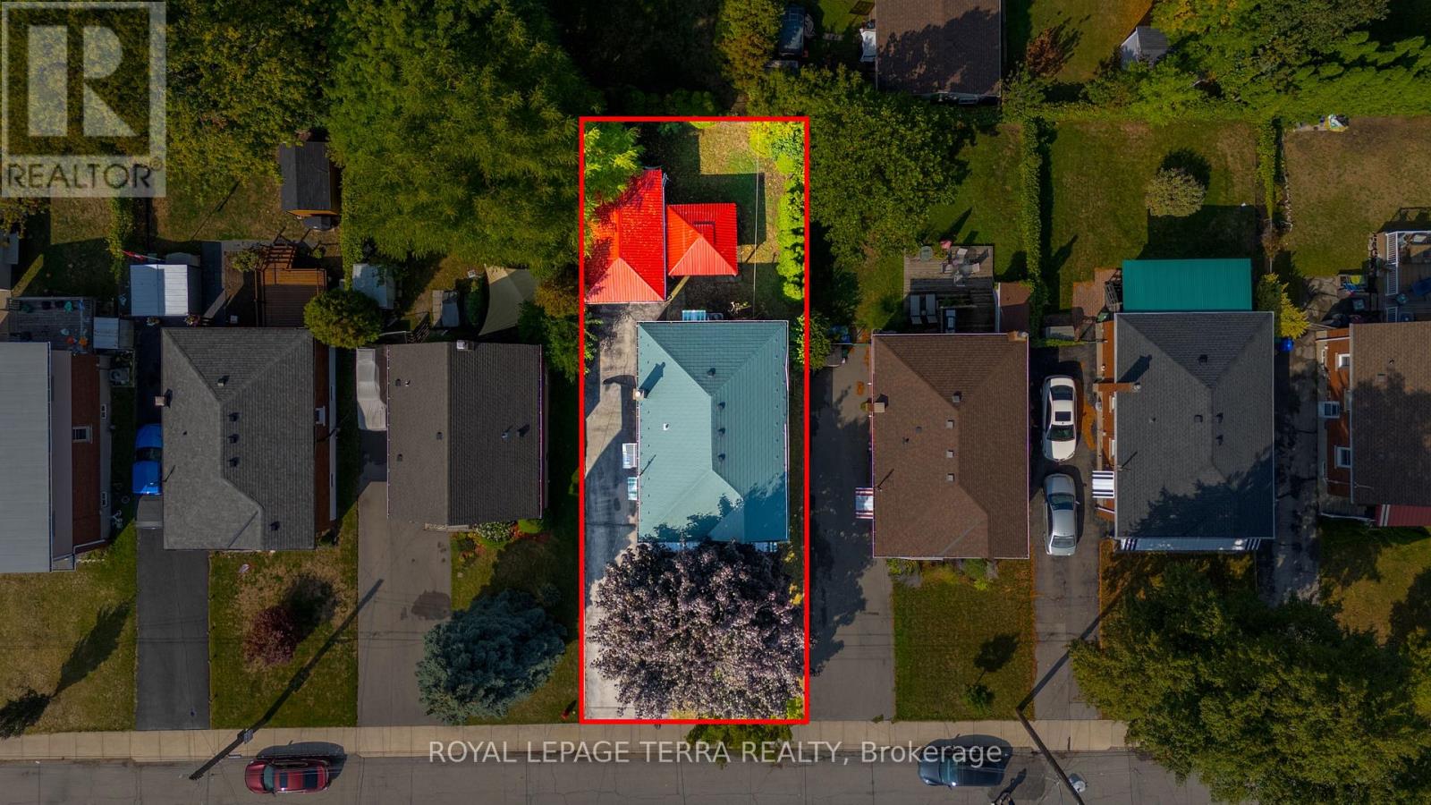 278 East 34th Street, Hamilton, Ontario  L8V 3W9 - Photo 5 - X12427872