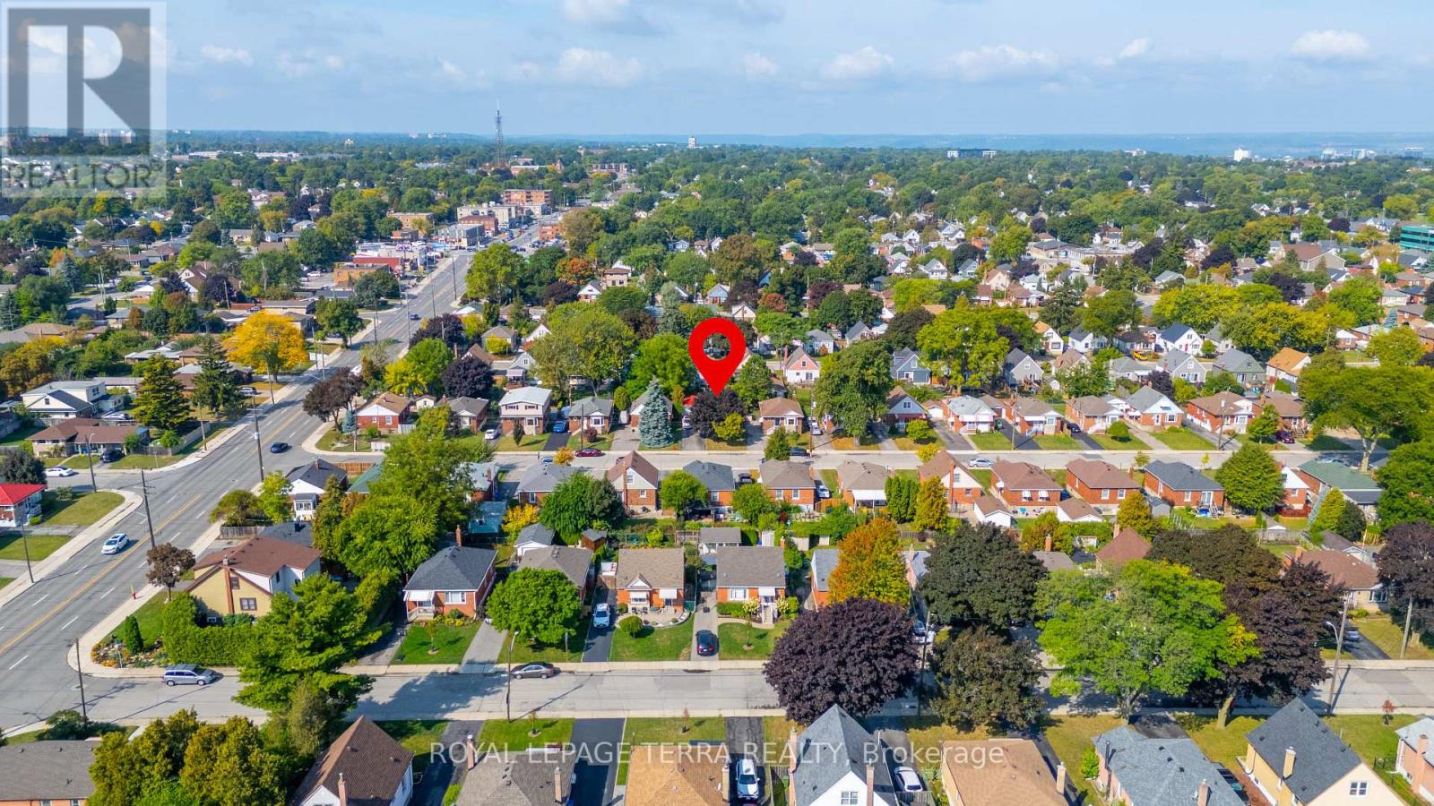 278 East 34th Street, Hamilton, Ontario  L8V 3W9 - Photo 6 - X12427872