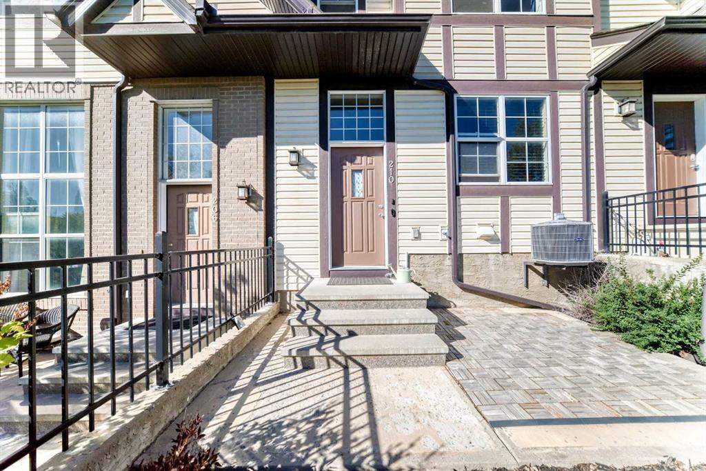 210 Cranford Court Se, Calgary, Alberta  T3M 0W3 - Photo 5 - A2260195