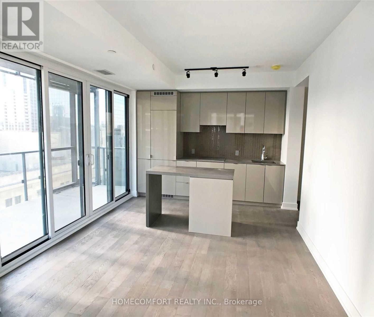 3310 - 7 Grenville Street, Toronto, Ontario  M4Y 0E9 - Photo 7 - C12427907