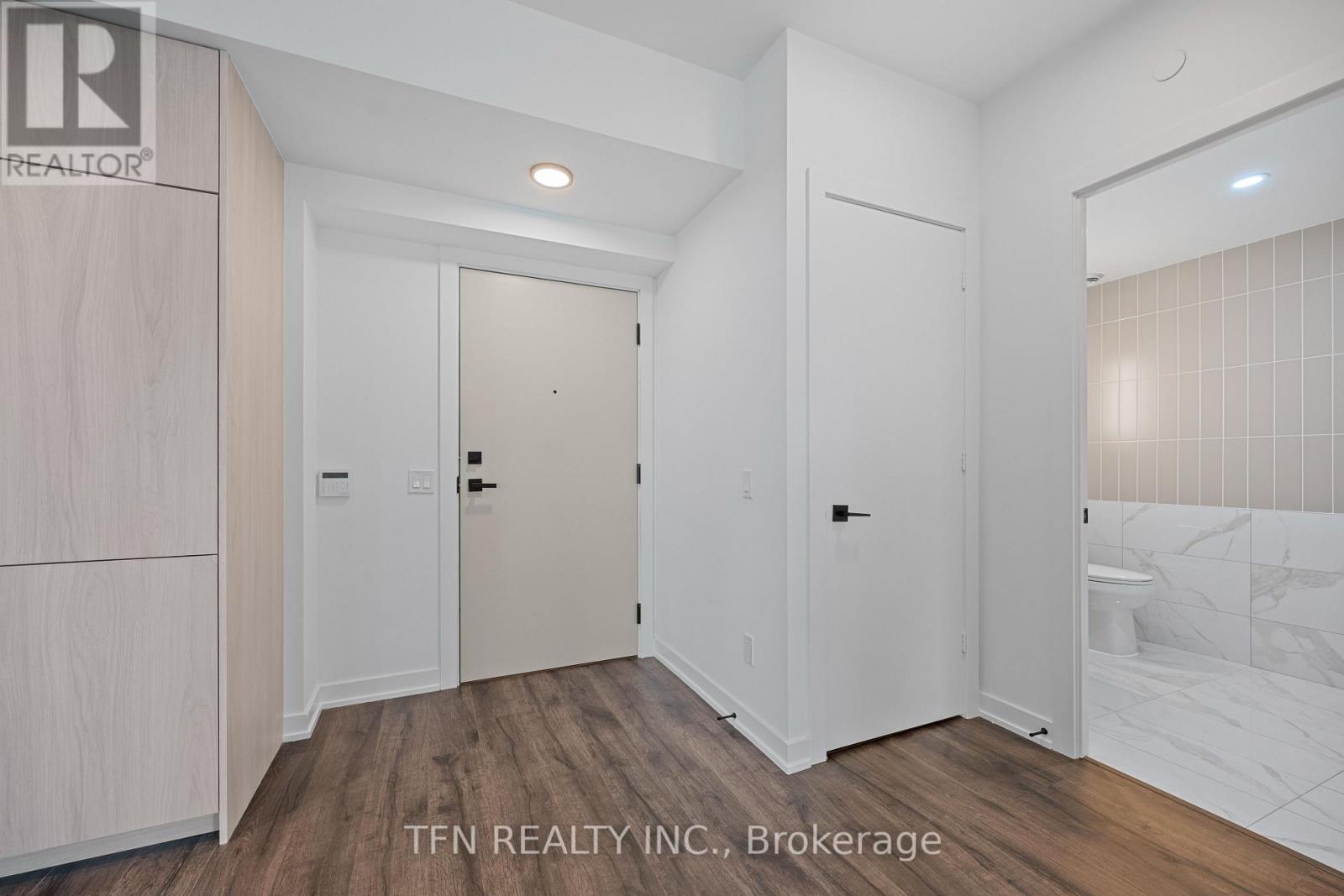4404 - 327 King Street W, Toronto, Ontario  M5V 0W7 - Photo 10 - C12427911