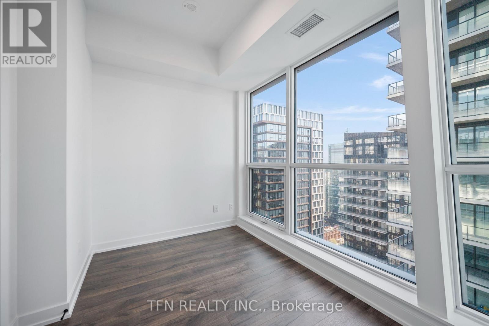 4404 - 327 King Street W, Toronto, Ontario  M5V 0W7 - Photo 13 - C12427911