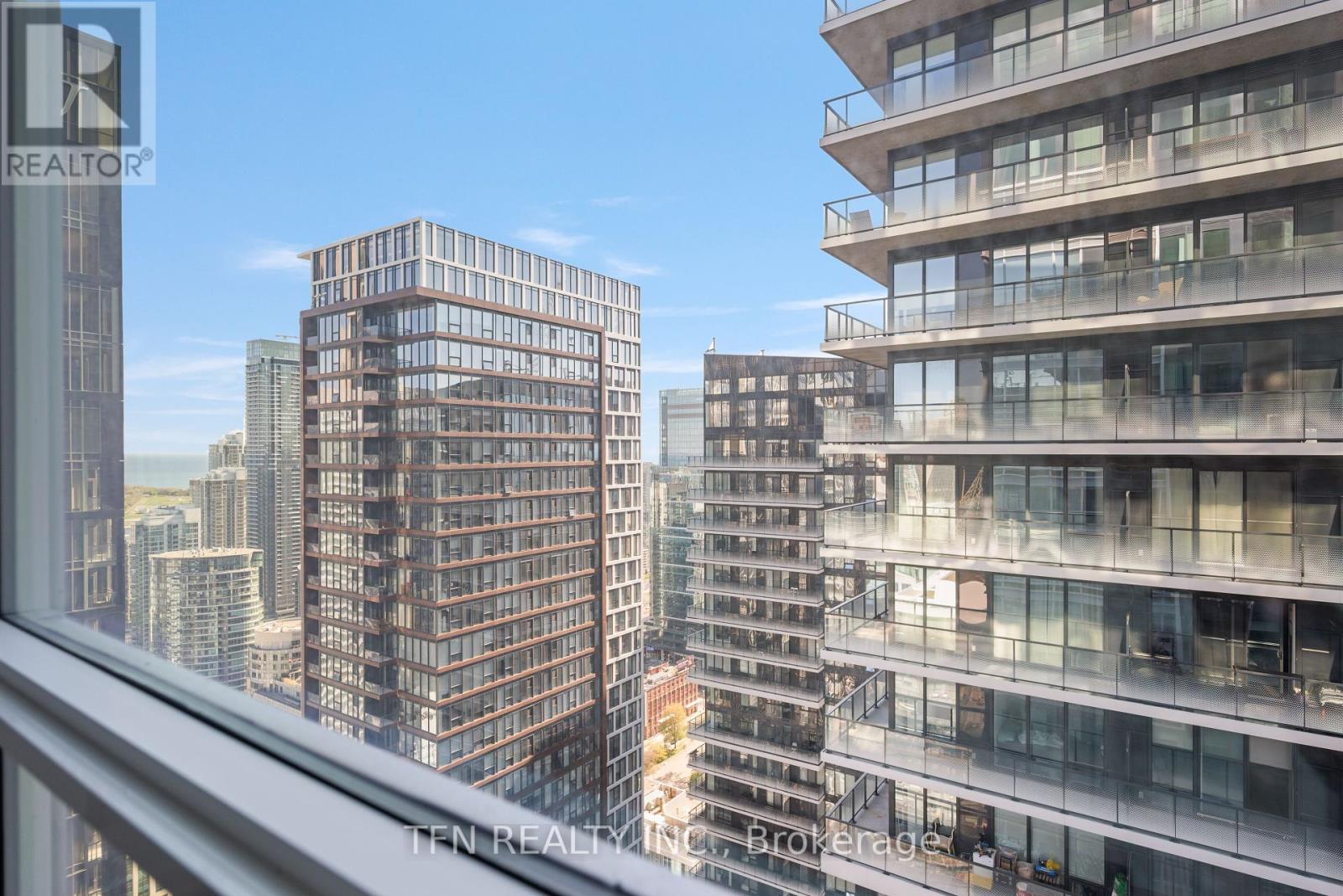 4404 - 327 King Street W, Toronto, Ontario  M5V 0W7 - Photo 14 - C12427911