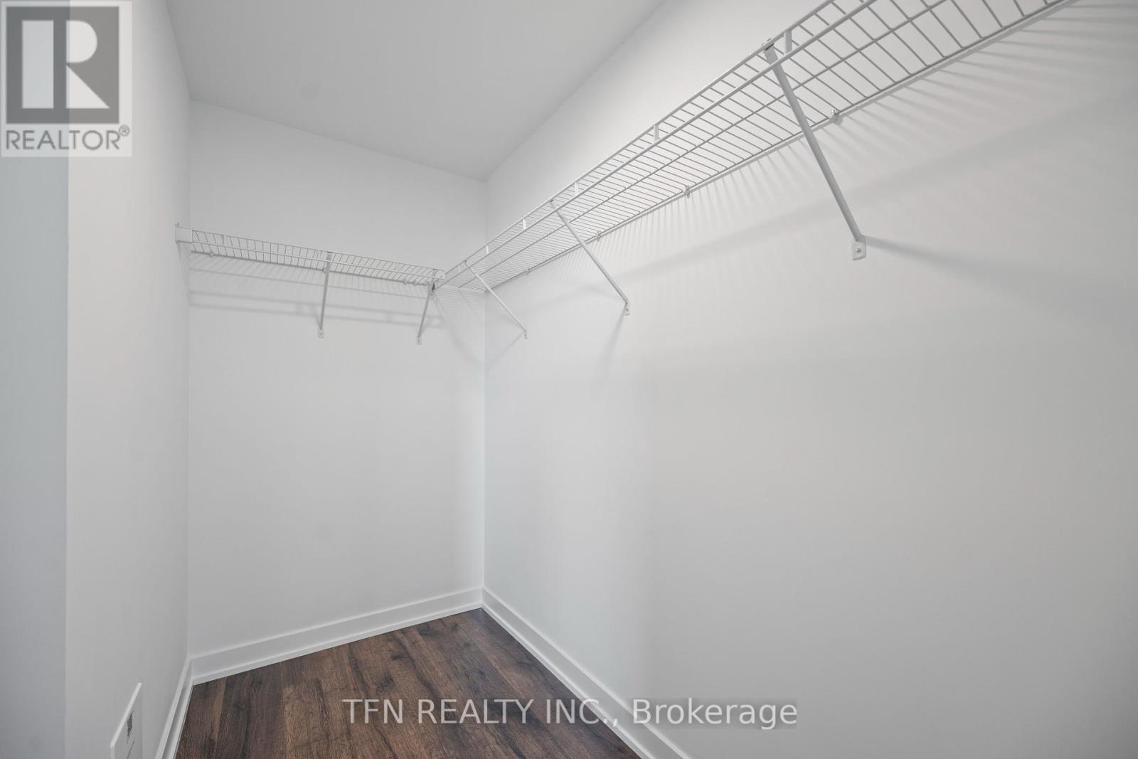 4404 - 327 King Street W, Toronto, Ontario  M5V 0W7 - Photo 9 - C12427911