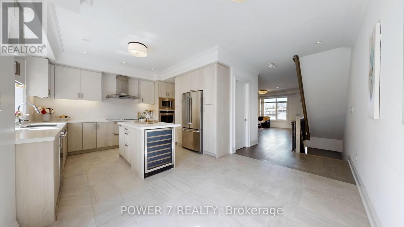 57 Gandhi Lane, Markham, Ontario  L3T 0G4 - Photo 6 - N12427903
