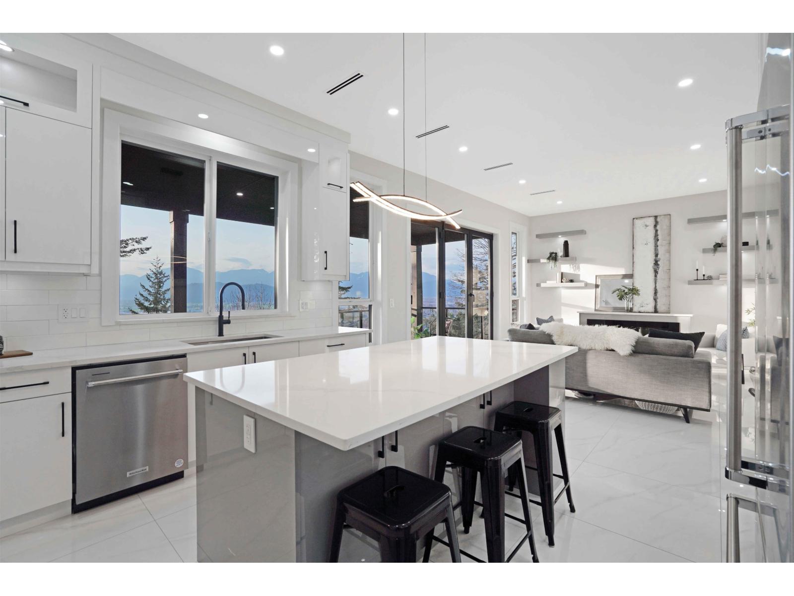 46062 Crestview Drive, Promontory, Chilliwack, British Columbia  V2R 6G4 - Photo 11 - R3052325