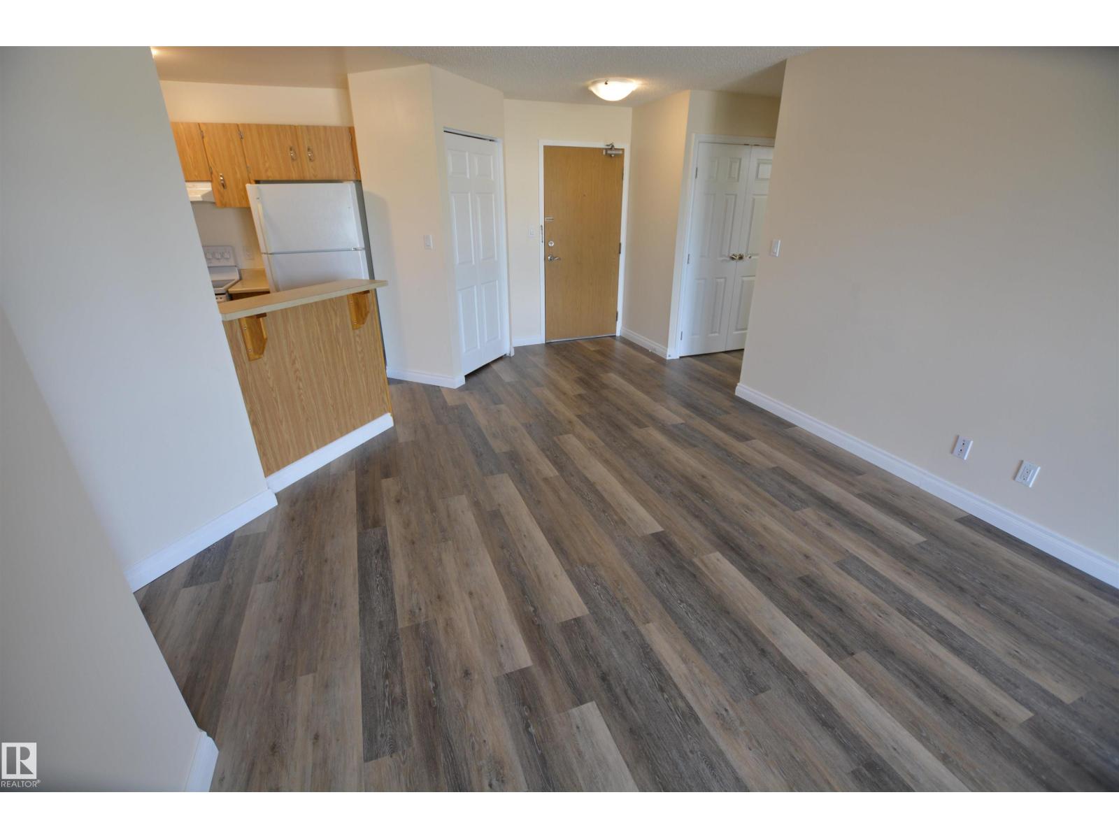 #304 10511 19 Av Nw, Edmonton, Alberta  T6J 5S8 - Photo 6 - E4459590