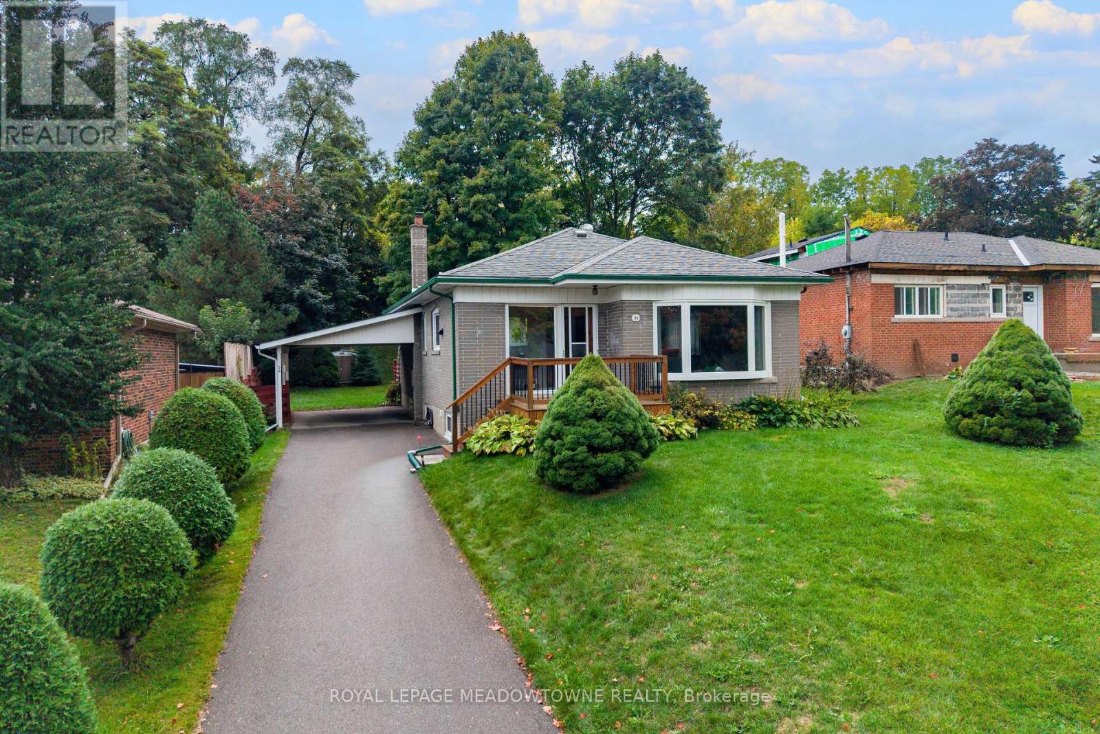 36 HEWSON CRESCENT, Halton Hills, Ontario