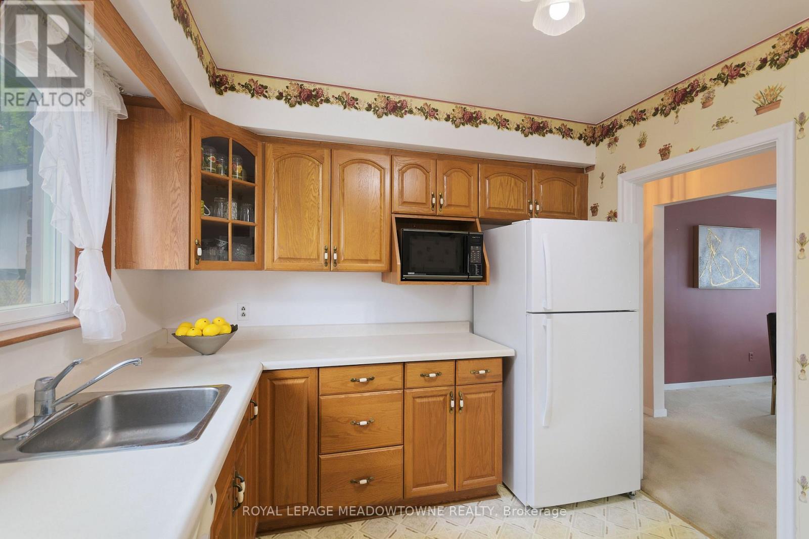 36 Hewson Crescent, Halton Hills, Ontario  L7G 2N9 - Photo 13 - W12427898