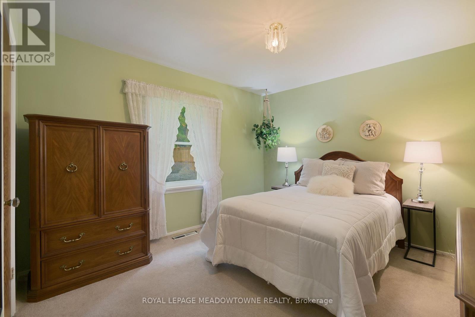 36 Hewson Crescent, Halton Hills, Ontario  L7G 2N9 - Photo 17 - W12427898