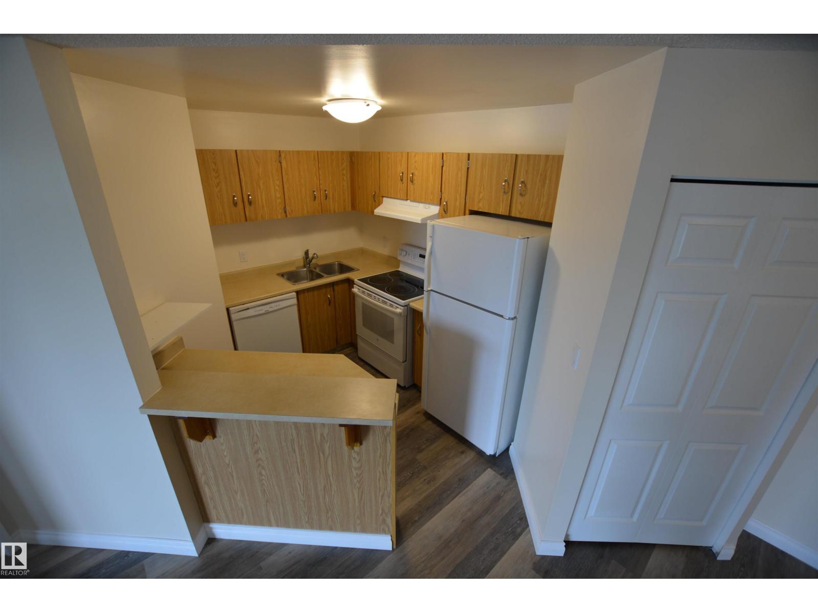 #304 10511 19 Av Nw, Edmonton, Alberta  T6J 5S8 - Photo 7 - E4459590