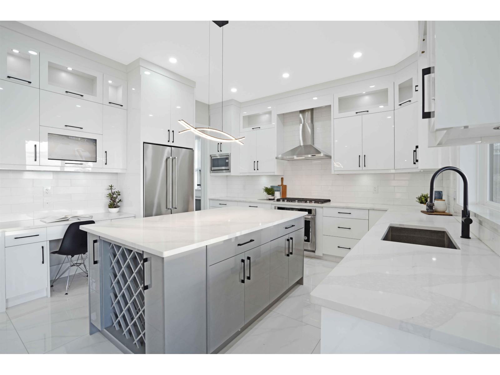 46062 Crestview Drive, Promontory, Chilliwack, British Columbia  V2R 6G4 - Photo 8 - R3052325