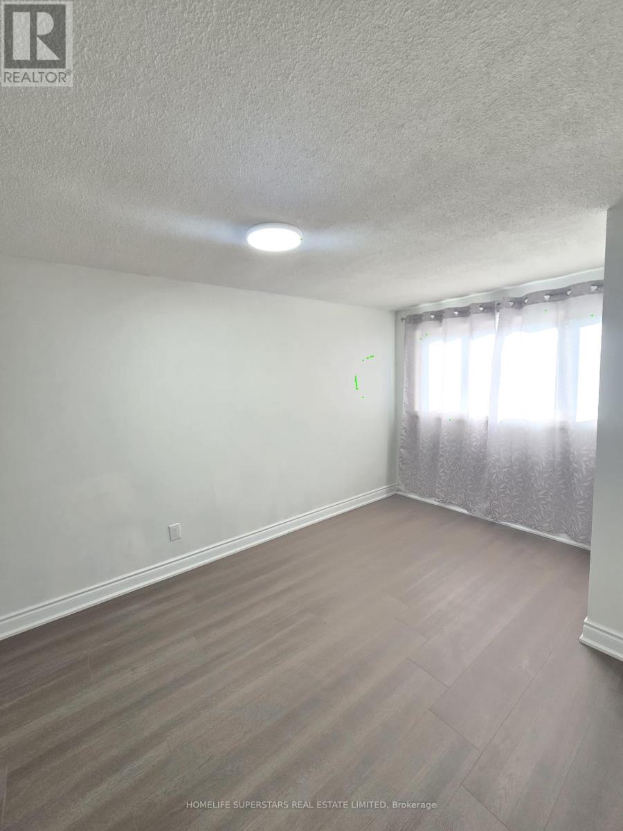 17 Heatherside Court, Brampton, Ontario  L6S 1N9 - Photo 14 - W12427916