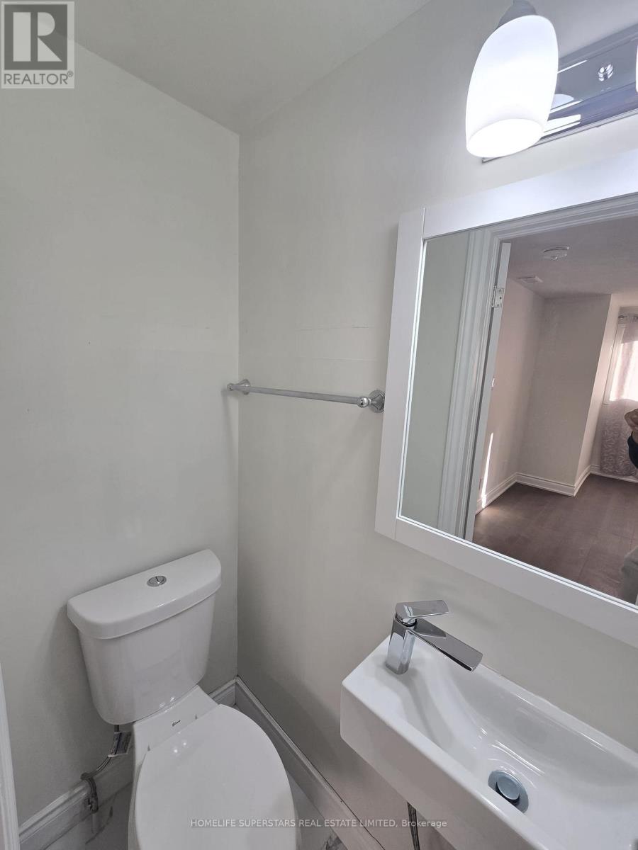17 Heatherside Court, Brampton, Ontario  L6S 1N9 - Photo 18 - W12427916